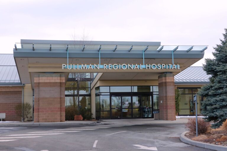 Entrance to Pullman Regional Hospital in Pullman Washington. (Photo by Don and Melinda Crawford/ Getty Images)