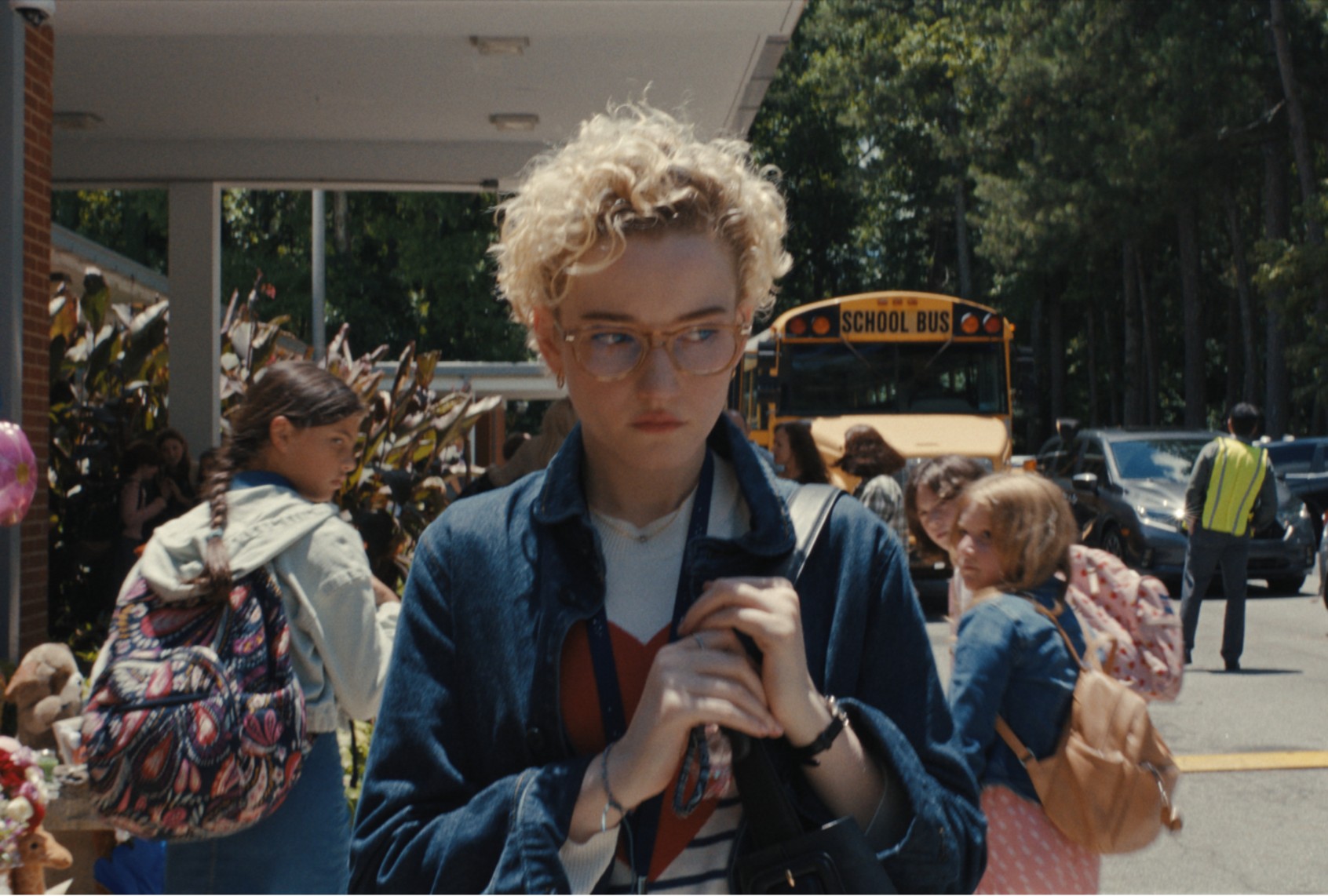 Julia Garner in "Weapons" (Warner Bros. Pictures)