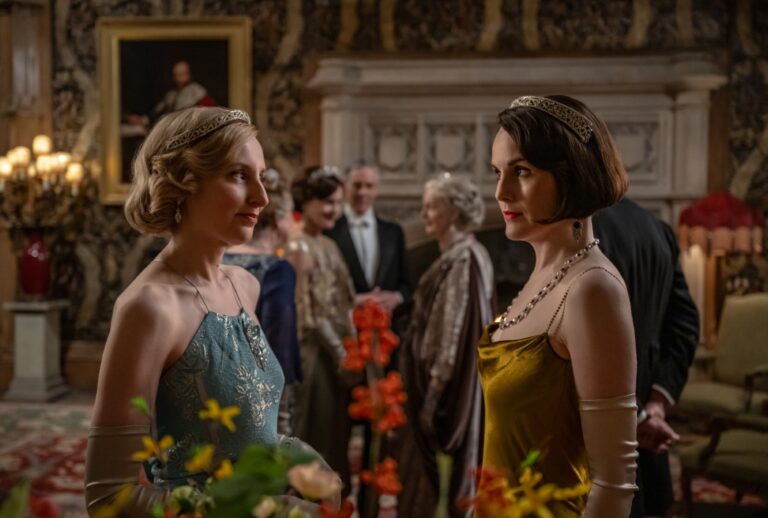 Laura Carmichael as Lady Edith and Michelle Dockery as Lady Mary in "Downton Abbey: The Grand Finale" (Rory Mulvey/Focus Features)