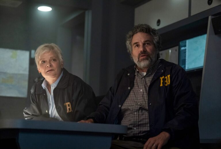 Mark Ruffalo and Martha Plimpton in "Task" (Peter Kramer/HBO)