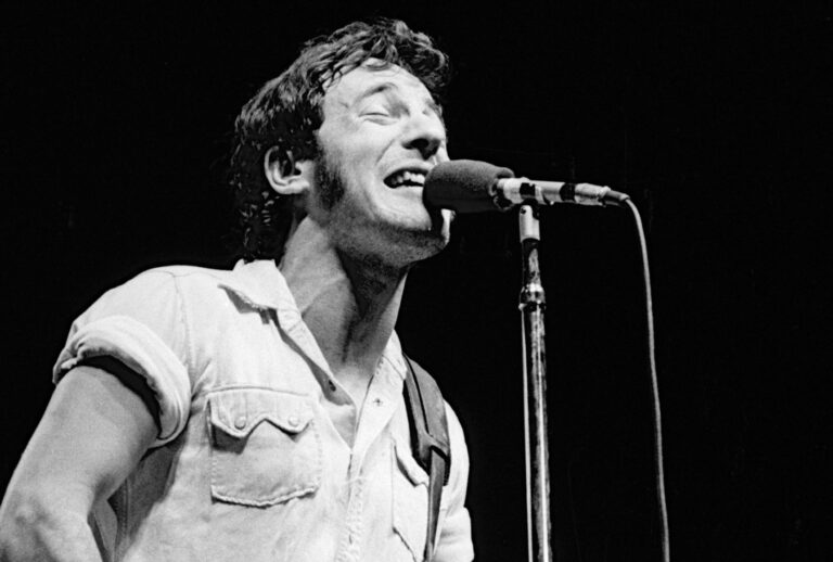 The Boss is back Bruce Springsteen, 1982 (Rick Diamond/Getty Images)