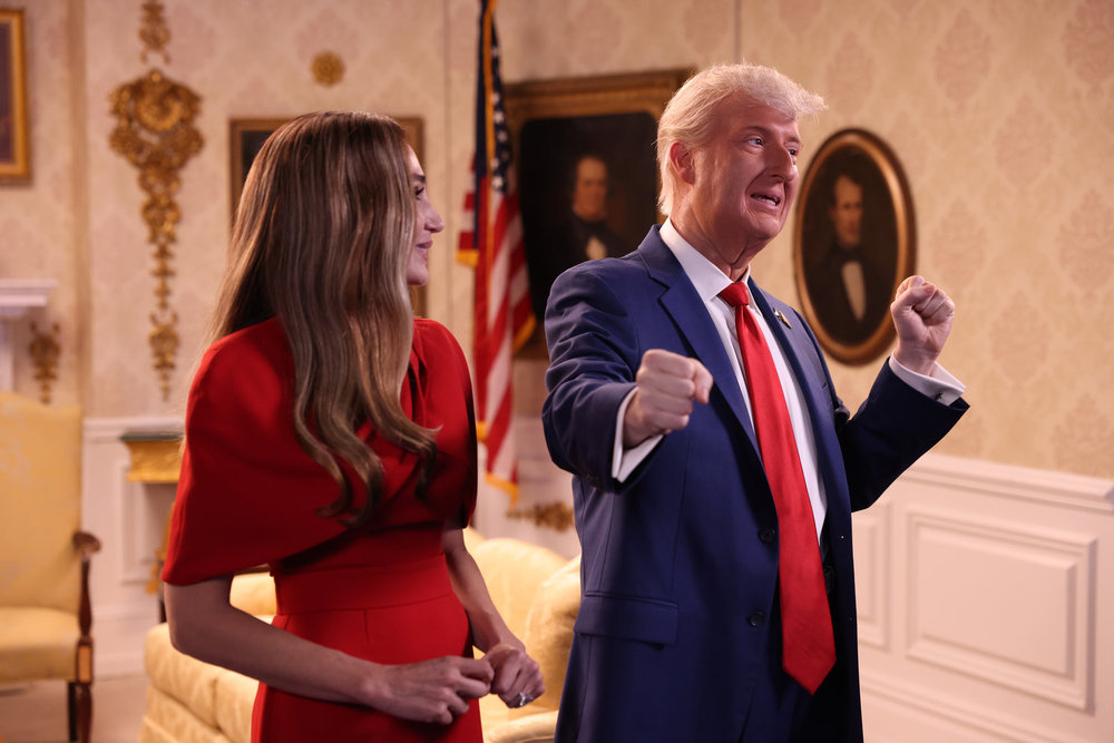 Chloe Fineman as First Lady Melania Trump and James Austin Johnson as President Donald Trump during "White House Makeover." (Photo by: Nora Rockwell/NBC)
