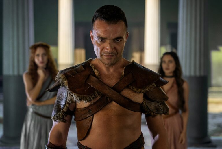 Jamaica Vaughan, Nick E. Tarabay and Ivana Baquero in "Spartacus: House of Ashur" (Starz)