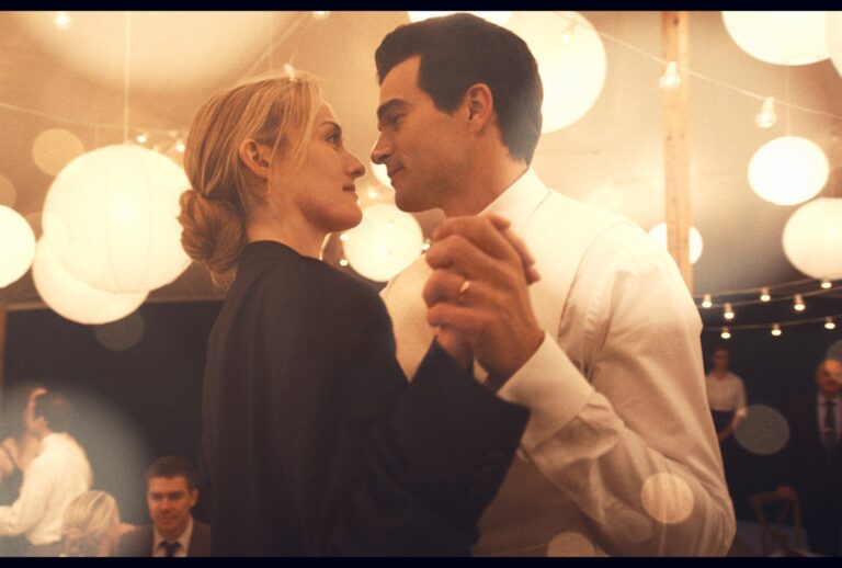 Sarah Pidgeon as Carolyn Bessette Kennedy and Paul Kelly as John F. Kennedy Jr. in "Love Story" (FX)