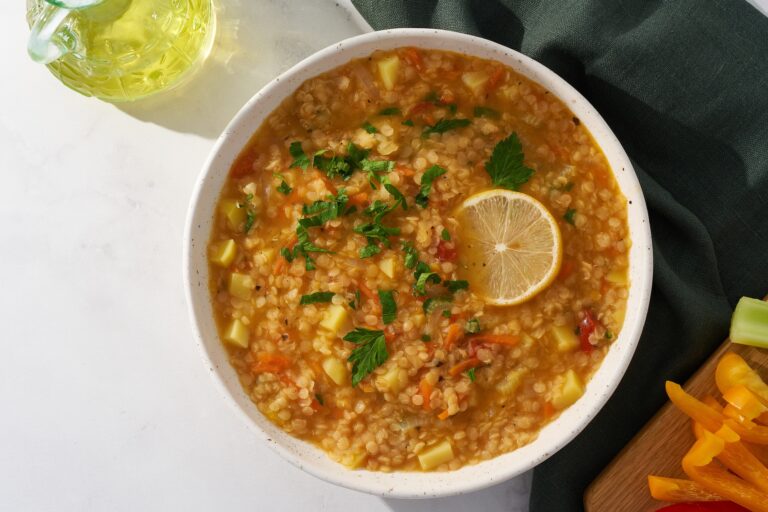 Lentil soup (Natalia Gdovskaia / Getty Images )