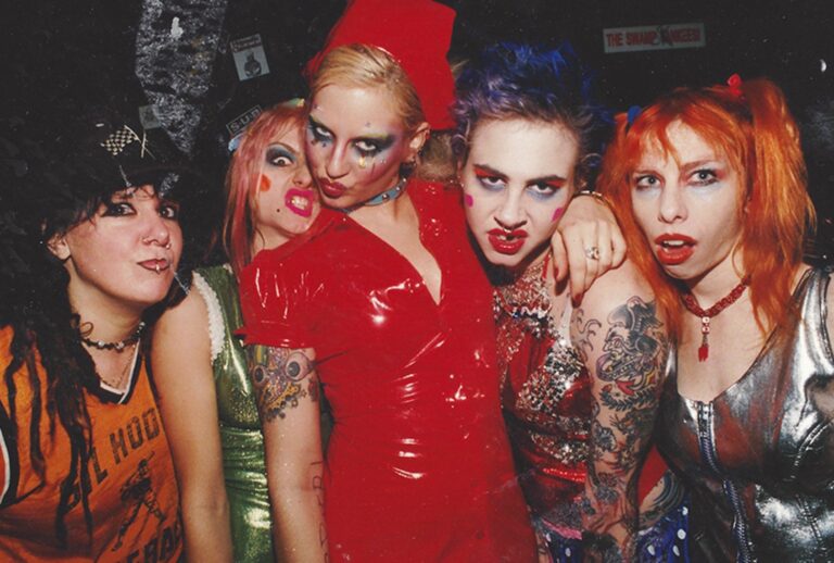 Lunachicks (Bob Mussell)