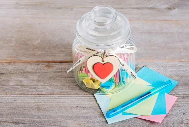 Joy Jar (anamariategzes/Getty Images)