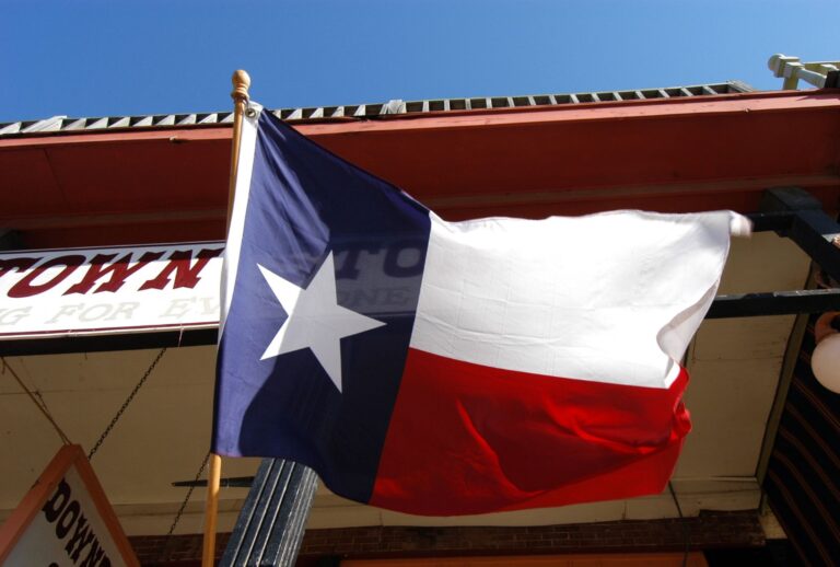 Texas flag (DIGITALproshots/Getty Images)
