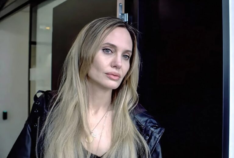 Angelina Jolie as Maxine Walker in "Couture" (Vertical Entertainment )