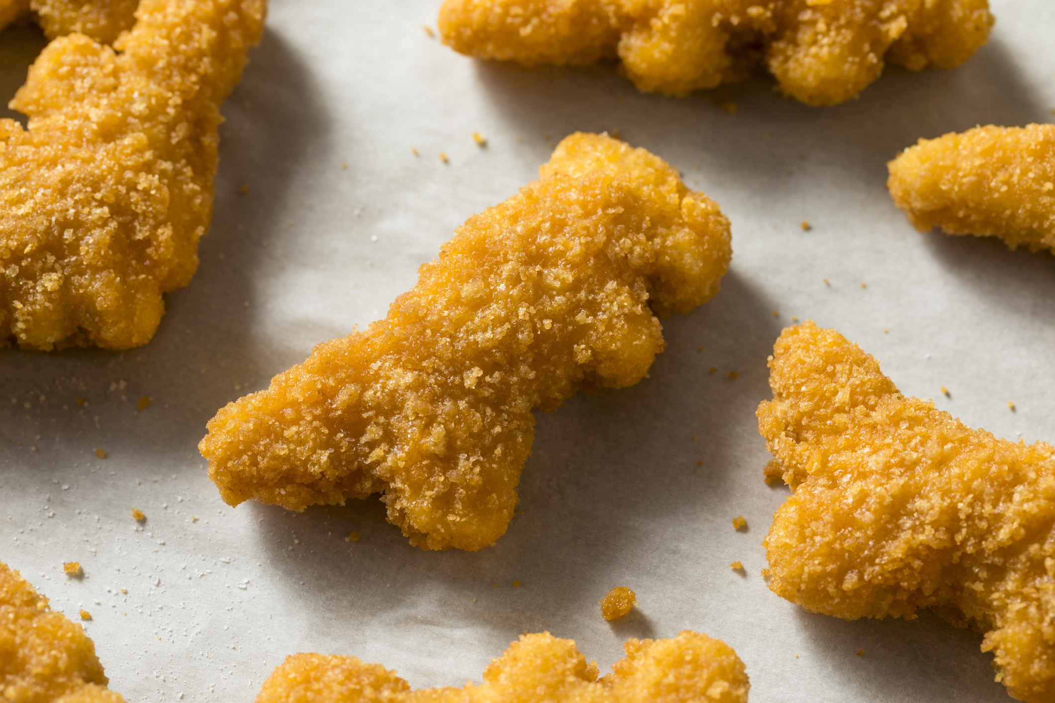 Dino-shaped nuggets (bhofack2/ Getty Images)