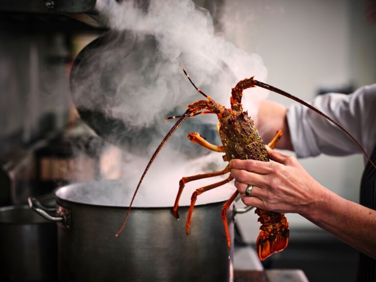 Crayfish (Rosewood Cape Kidnappers • JT Mulry / Rudolph Segers)
