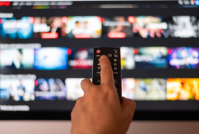 Caught in a Netflix streaming hole (nanci santos/Getty Images)