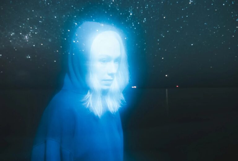 Phoebe Bridgers (Olof Grind/Dead Oceans)