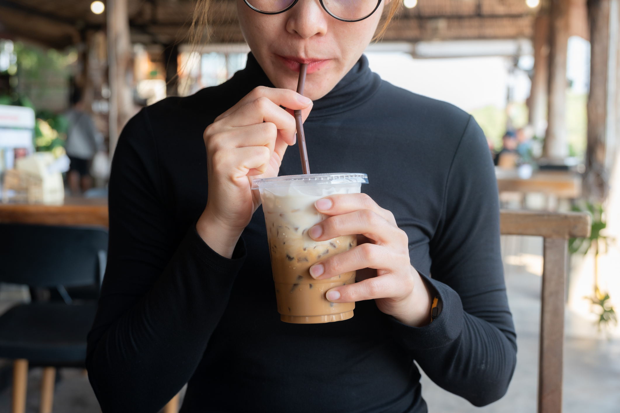 Is iced coffee really unprofessional at a job interview?