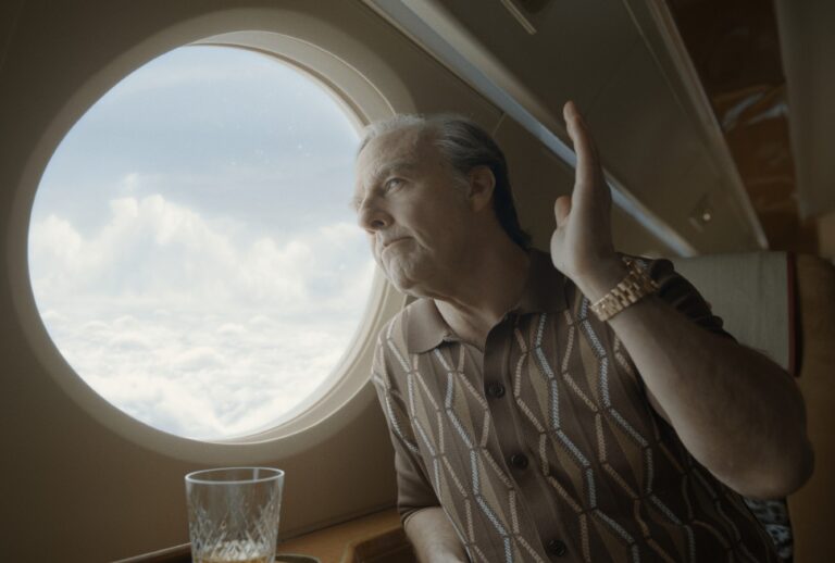 Tom Cruise in "Digger" (Warner Bros. Pictures)